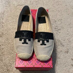 Tory Burch Westin Espadrille Flat in Natural/Black